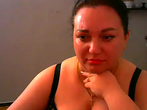 Snapshot of AmanaGi chatting on December 24, 2024, 4:40 pm AmanaGi online show from December 24, 2024, 4:40 pm