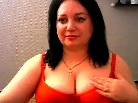 Snapshot of AmanaGi chatting on February 5, 2025, 4:47 pm AmanaGi online show from February 5, 2025, 4:47 pm