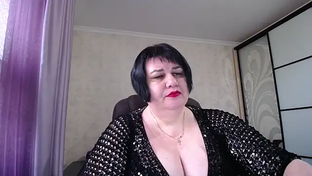 JuicyLady Di online show from November 17, 2025, 10:30 am