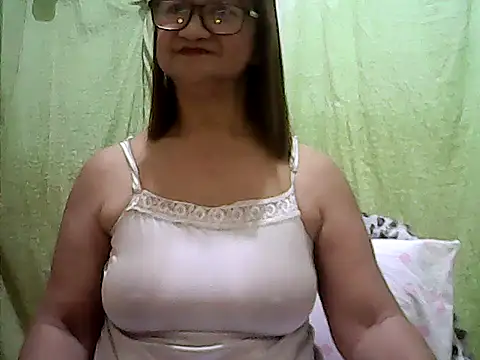 ScorpionLove12 online show from April 8, 2026, 3:13 pm