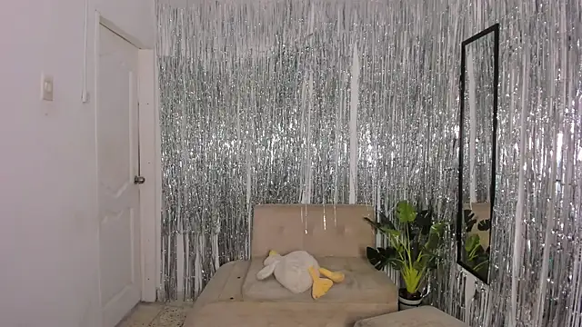 Snapshot of hornyprincess__ chatting on December 21, 2025, 6:09 pm hornyprincess online show from December 21, 2025, 6:09 pm