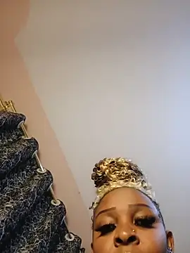 Snapshot of Cristy_Lin chatting on November 2, 2025, 3:17 pm Cristy Lin online show from November 2, 2025, 3:17 pm