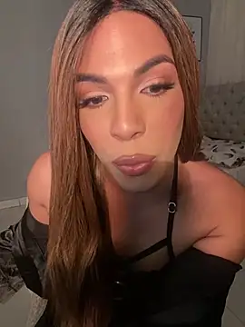 Snapshot of Valery__mt chatting on December 6, 2024, 1:57 am Valery mt online show from December 6, 2024, 1:57 am