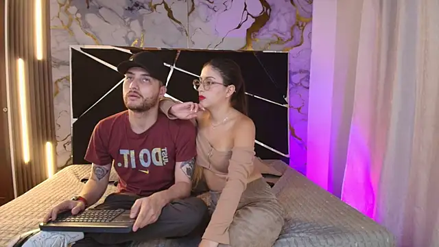 Pleasure Vibes23 online show from October 10, 2025, 10:10 pm