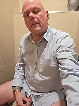 DaddyCumBumZA online show from June 9, 2026, 1:34 pm