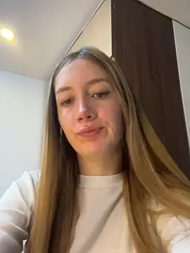 Snapshot of horny__molly_ chatting on July 12, 2026, 4:46 am horny molly online show from July 12, 2026, 4:46 am