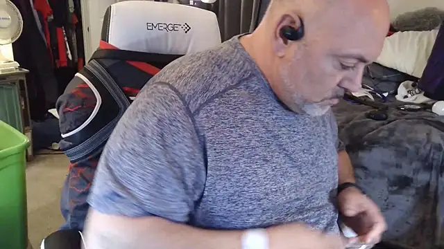 Snapshot of Drake_DVamp chatting on March 22, 2025, 3:30 am Drake DVamp online show from March 22, 2025, 3:30 am