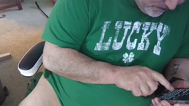 Snapshot of Drake_DVamp chatting on March 19, 2025, 12:23 pm Drake DVamp online show from March 19, 2025, 12:23 pm