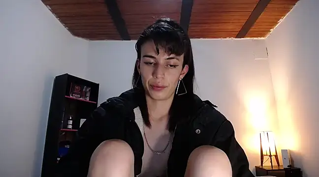 Snapshot of Cocain_Atenea chatting on March 18, 2025, 7:33 pm Cocain Atenea online show from March 18, 2025, 7:33 pm