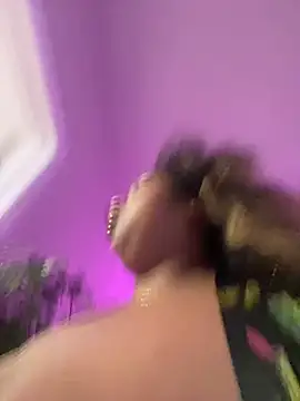 Snapshot of BigFineSelena chatting on February 6, 2026, 1:07 pm BigFineSelena online show from February 6, 2026, 1:07 pm