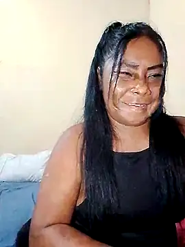 Snapshot of rosmery-navarro chatting on September 30, 2025, 9:43 pm rosmery-navarro online show from September 30, 2025, 9:43 pm