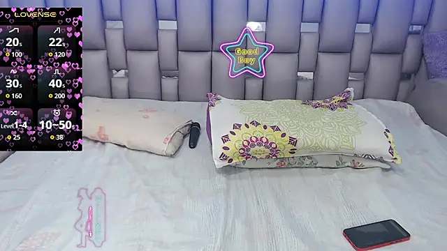 Snapshot of Kittywhiteass chatting on February 10, 2026, 11:15 pm Kittywhiteass online show from February 10, 2026, 11:15 pm