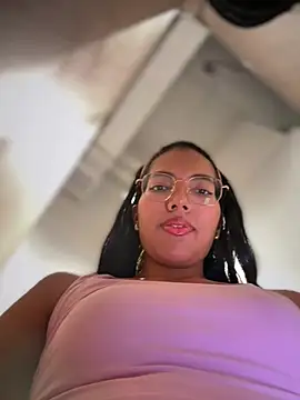 Snapshot of SheenaBrooke chatting on March 2, 2026, 5:08 am SheenaBrooke online show from March 2, 2026, 5:08 am