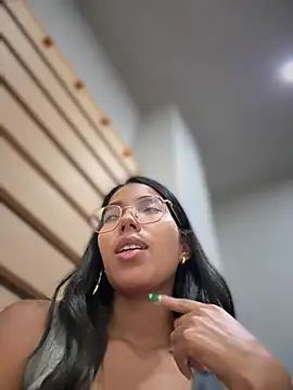 SheenaBrooke online show from April 9, 2026, 6:19 am