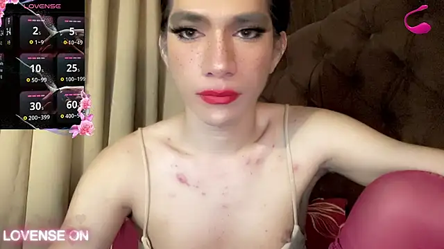 QUEEN LILITH online show from June 21, 2026, 6:52 am