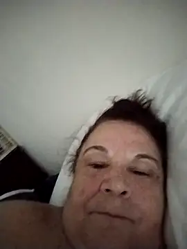 Yaya Mineira online show from November 3, 2025, 8:29 am