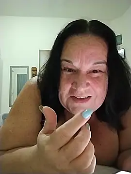Yaya Mineira online show from May 7, 2026, 2:27 am