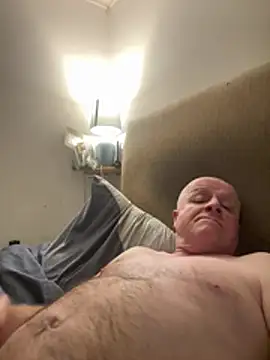 Snapshot of locallad88 chatting on February 11, 2026, 11:15 pm locallad88 online show from February 11, 2026, 11:15 pm