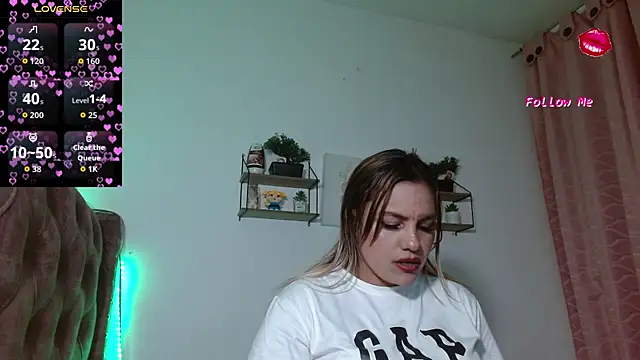 naugtyqueen online show from November 20, 2025, 12:11 am