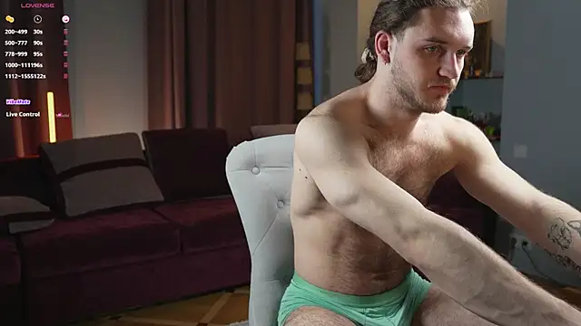 Snapshot of Louis_Karlos chatting on April 17, 2026, 3:09 am Louis Karlos online show from April 17, 2026, 3:09 am