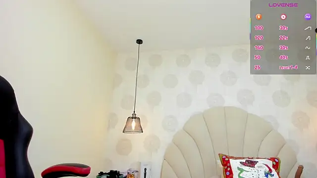 MAGIEVANS1 online show from December 2, 2025, 2:45 am