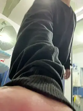 Halffemme online show from February 27, 2026, 12:16 pm