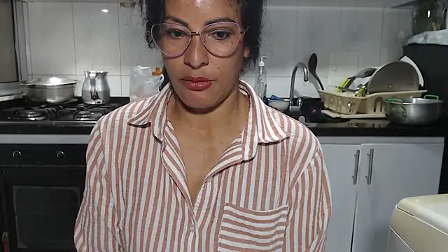 kateleyagrey online show from March 12, 2026, 11:53 pm