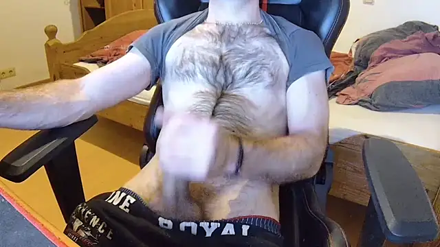 Snapshot of KmlBI26 chatting on December 18, 2025, 9:51 pm KmlBI26 online show from December 18, 2025, 9:51 pm