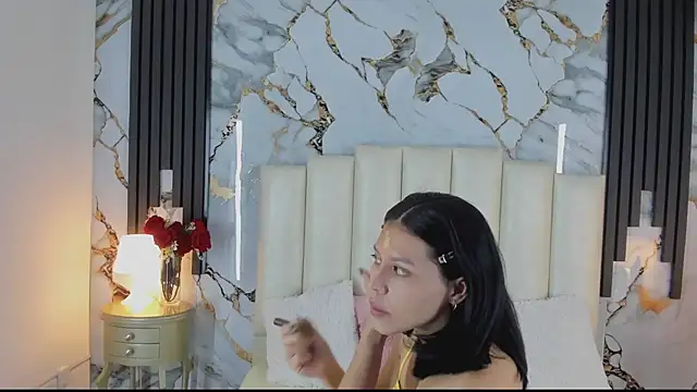 lulumars online show from April 16, 2026, 4:46 am