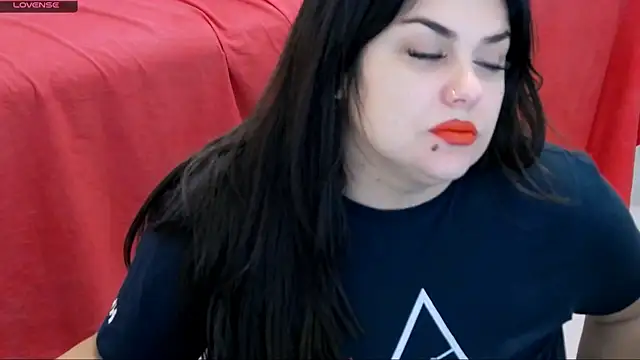 TinaMaay online show from January 15, 2025, 8:58 pm