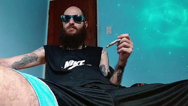 Snapshot of Tatted21xxx chatting on March 7, 2025, 9:17 pm Tatted21xxx online show from March 7, 2025, 9:17 pm