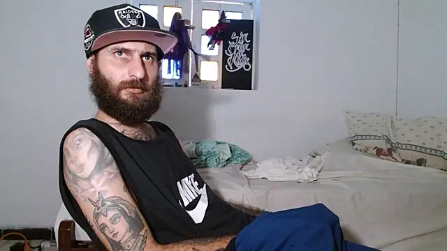 Snapshot of Tatted21xxx chatting on October 19, 2025, 6:10 pm Tatted21xxx online show from October 19, 2025, 6:10 pm