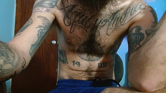 Snapshot of Tatted21xxx chatting on March 5, 2025, 2:12 pm Tatted21xxx online show from March 5, 2025, 2:12 pm