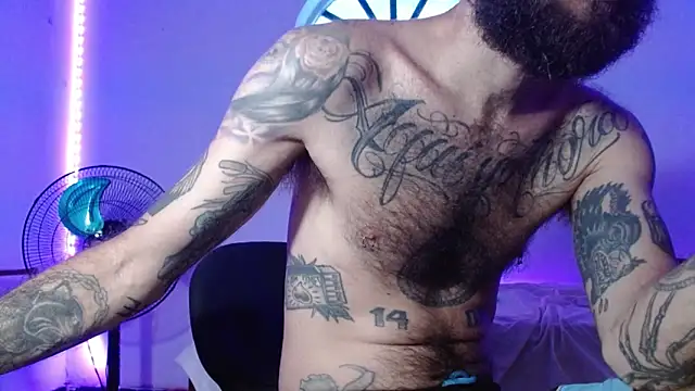 Snapshot of Tatted21xxx chatting on October 9, 2025, 6:08 pm Tatted21xxx online show from October 9, 2025, 6:08 pm
