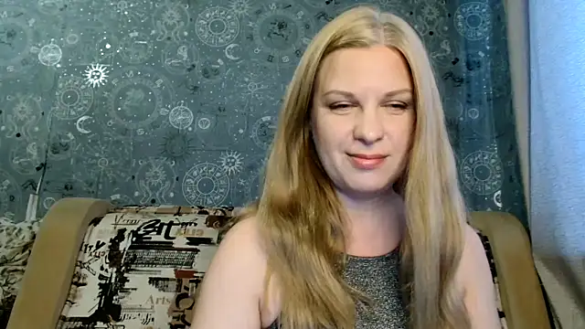 BlondeFox online show from June 18, 2026, 3:05 am
