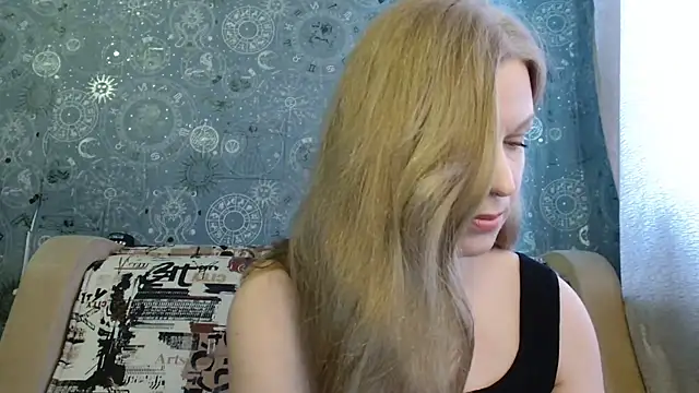 BlondeFox online show from April 8, 2026, 3:30 am