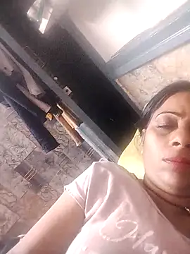 Snapshot of Manmohini123 chatting on March 10, 2025, 5:18 pm Manmohini123 online show from March 10, 2025, 5:18 pm