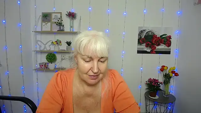 Snapshot of BlondyLeeBest chatting on March 15, 2025, 1:19 am BlondyLeeBest online show from March 15, 2025, 1:19 am