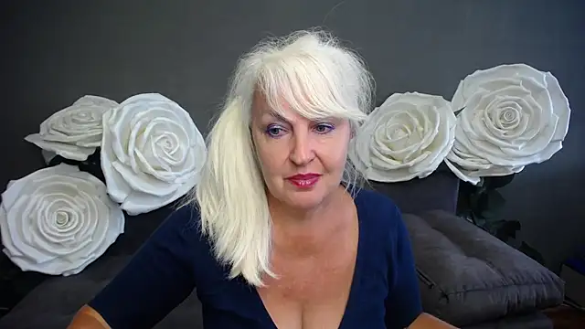 Snapshot of BlondyLeeBest chatting on September 16, 2025, 6:58 am BlondyLeeBest online show from September 16, 2025, 6:58 am