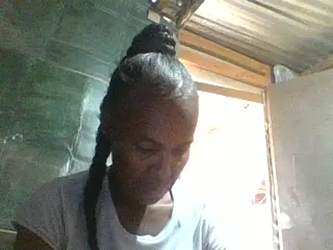 Snapshot of hairybushpussyxx1 chatting on January 5, 2025, 9:15 am hairybushpussyxx1 online show from January 5, 2025, 9:15 am