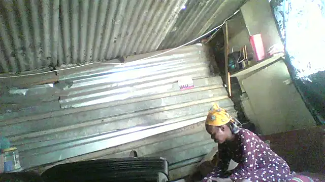 Snapshot of hairybushpussyxx1 chatting on November 4, 2025, 11:25 am hairybushpussyxx1 online show from November 4, 2025, 11:25 am