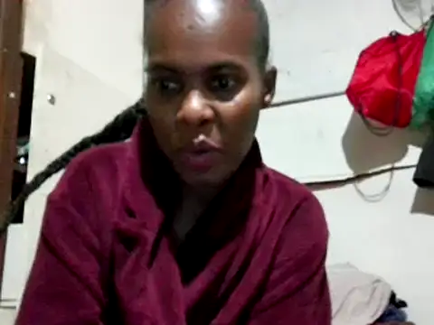 Snapshot of hairybushpussyxx1 chatting on January 3, 2025, 10:40 pm hairybushpussyxx1 online show from January 3, 2025, 10:40 pm