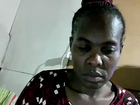 Snapshot of hairybushpussyxx1 chatting on December 11, 2024, 6:52 pm hairybushpussyxx1 online show from December 11, 2024, 6:52 pm