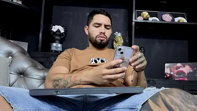 matteosantos online show from December 16, 2025, 10:41 am