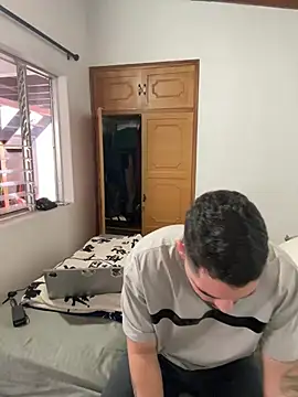 Snapshot of matteosantos chatting on February 8, 2026, 4:26 pm matteosantos online show from February 8, 2026, 4:26 pm