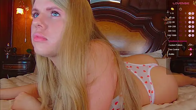 NoraBigAss online show from July 30, 2026, 2:43 am