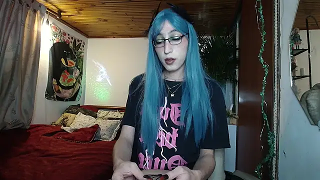 NicoleCortez online show from April 24, 2026, 9:11 am