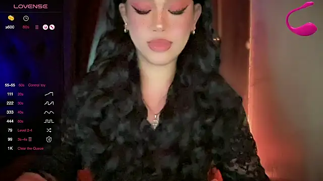 Snapshot of madam_agnes1 chatting on May 4, 2026, 2:09 pm madam agnes1 online show from May 4, 2026, 2:09 pm