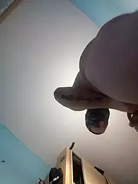 Tentomasz93 online show from December 21, 2025, 2:19 pm