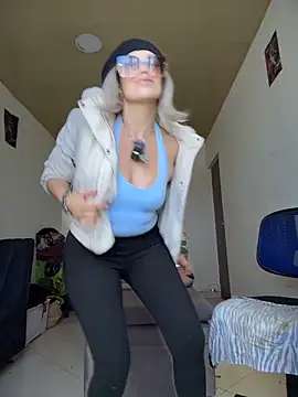 sexymarilyncolombia online show from February 28, 2026, 3:55 pm